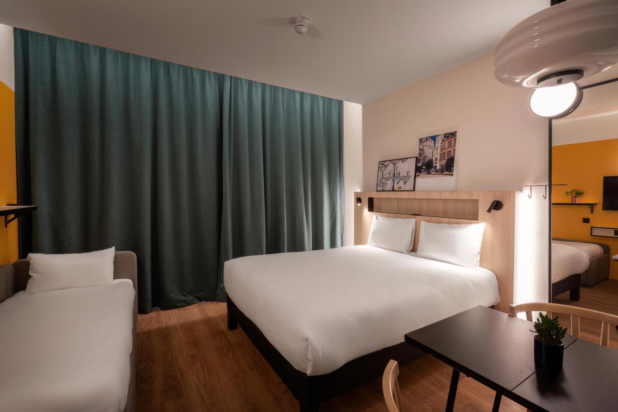 Aparthotel Adagio Access Rouen Centre Cathedrale Екстер'єр фото